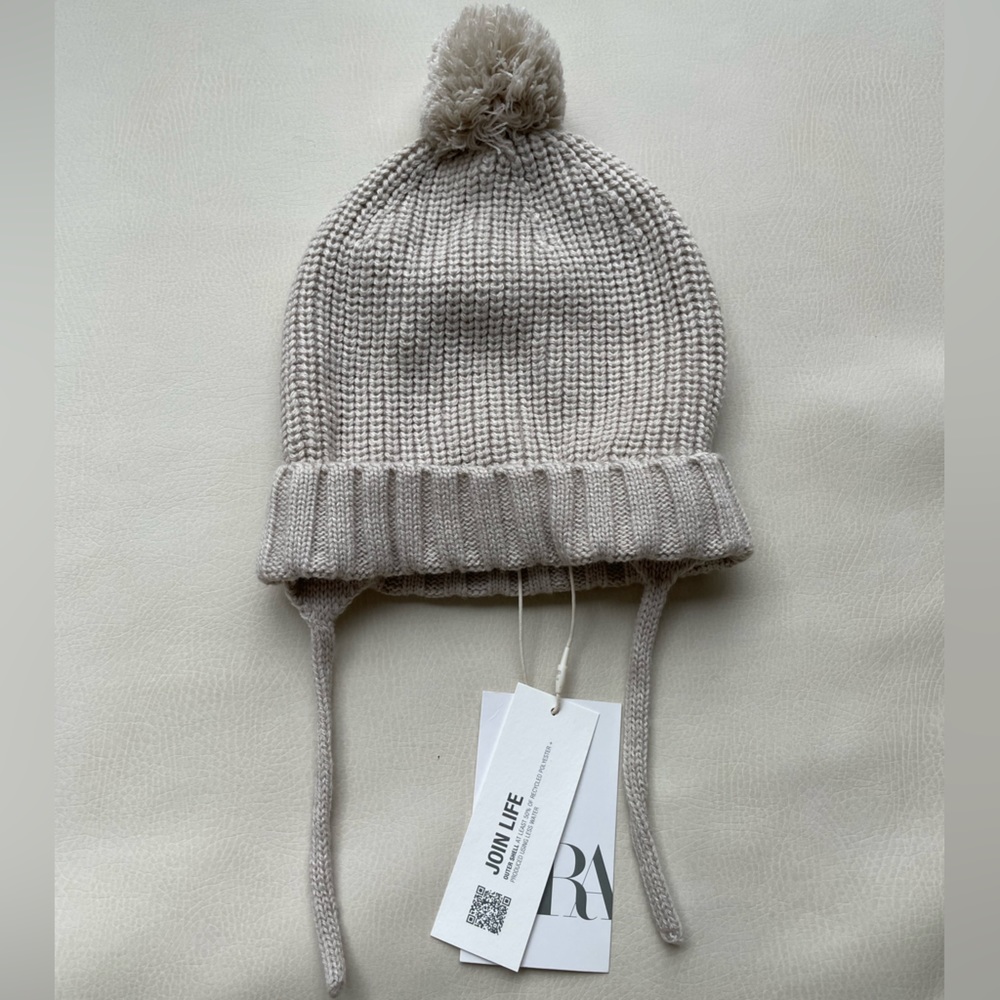 Zara Toddler Pom Hat 3-5yo
